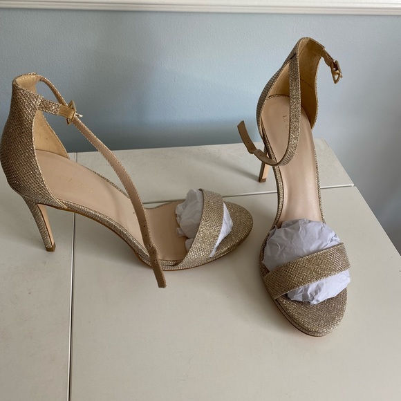 Never Worn Platino Le Château Heels/Size 10 (AL27) - Picture 3 of 6